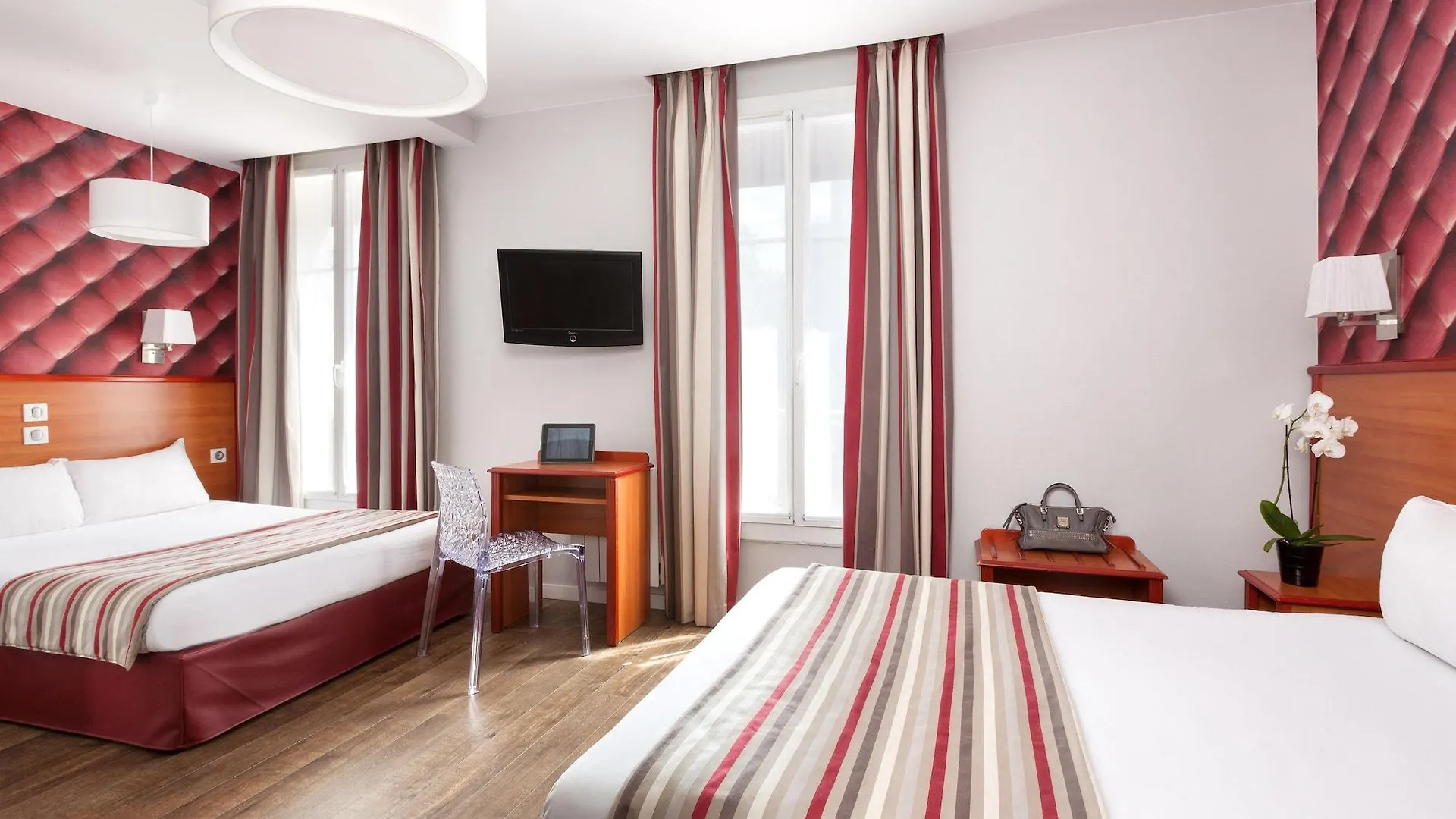 Eiffel Villa Garibaldi Paris Hotel